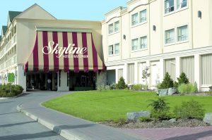 Skyline Hotel & Waterpark, Niagara Falls Hotel