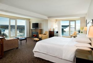 Sheraton Fallsview Corner Suite